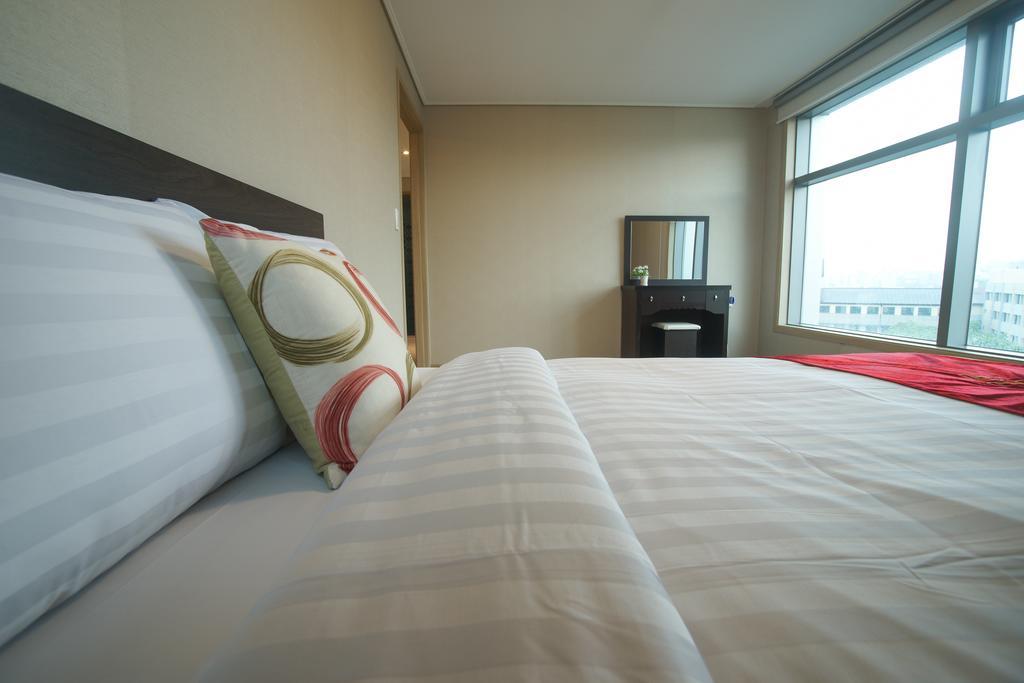 R&T Hotel Jeju Room photo