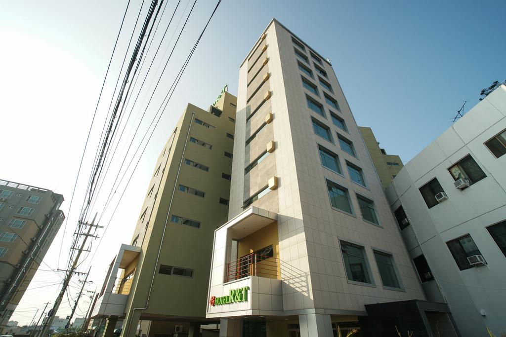 R&T Hotel Jeju Exterior photo
